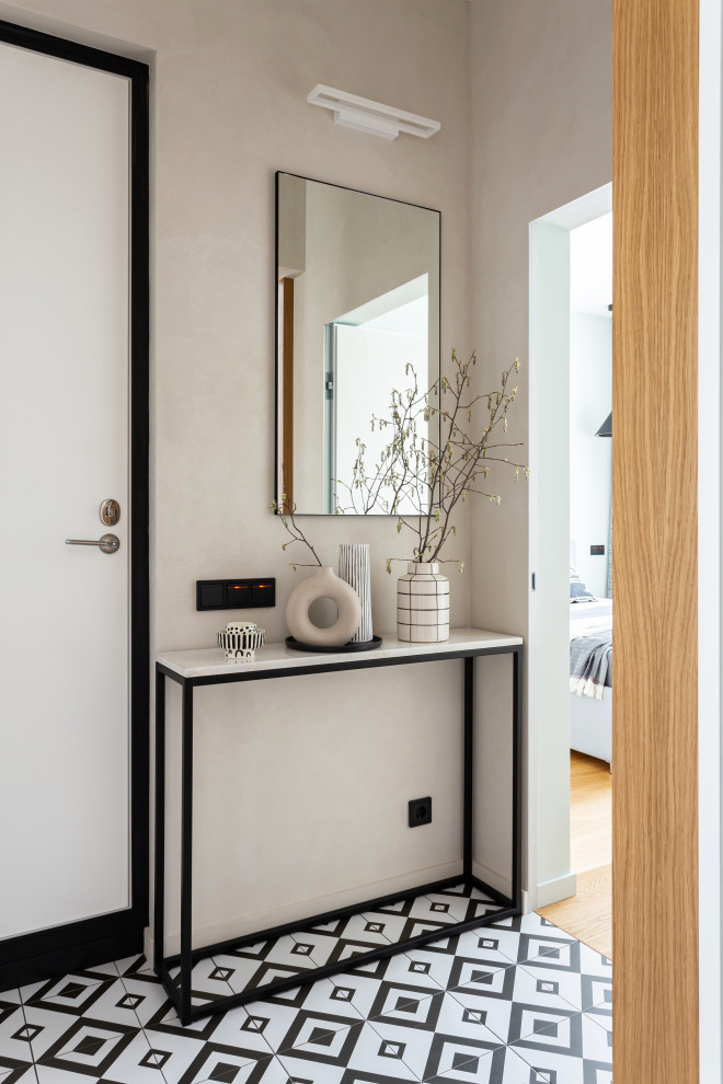 LightТверская