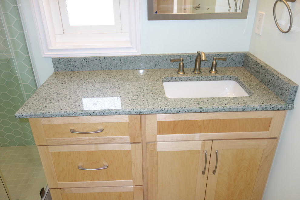 Inspiration for a transitional home design remodel in Orange County