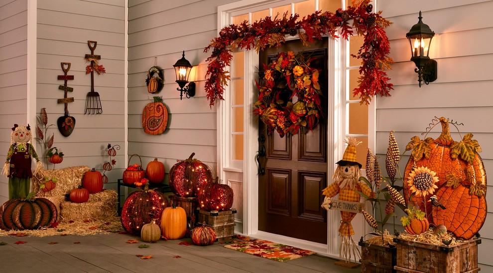 This is an example of a traditional porch design in Other.