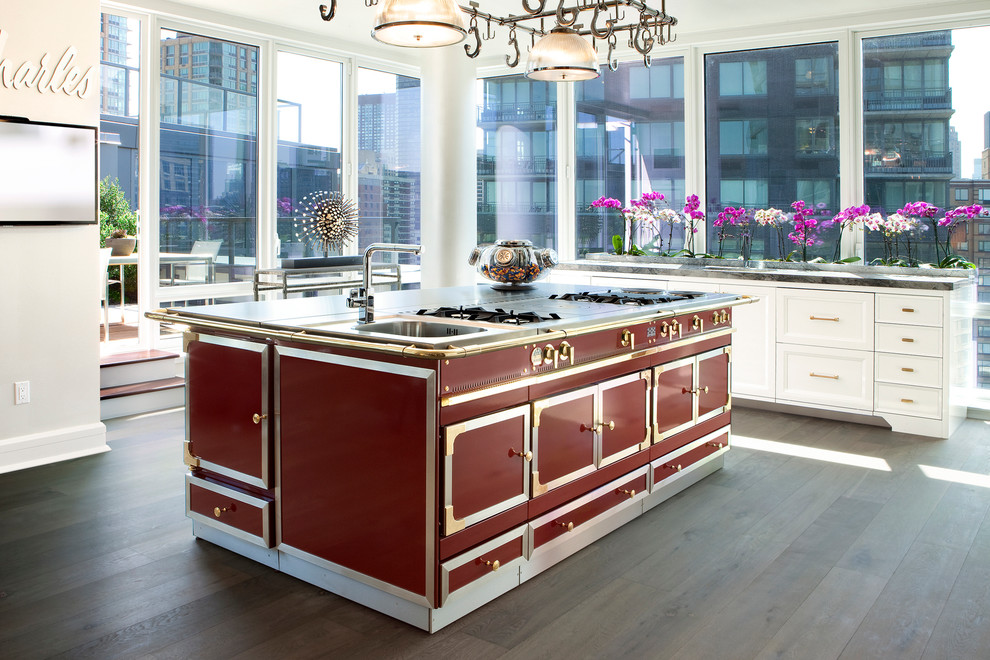 Design ideas for an eclectic kitchen in New York with coloured appliances.