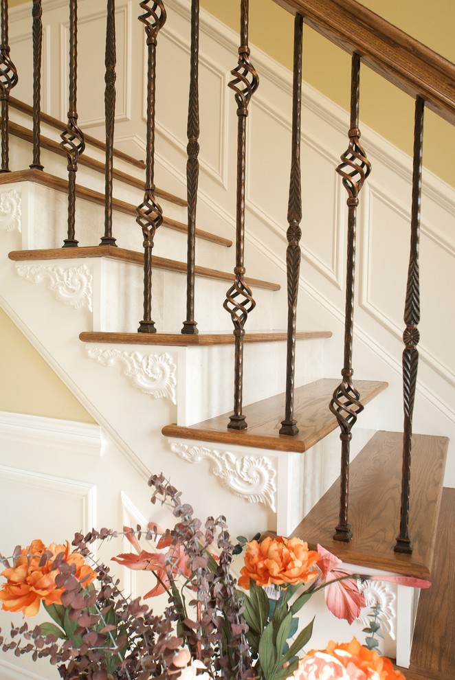 Williamsburg Foyer With Marble Risers