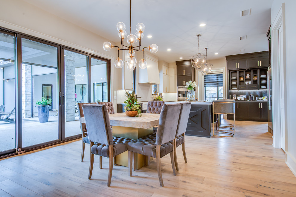 16605 Cr 1920 Minimalistisch Esszimmer Austin Von Toogood Built Homes