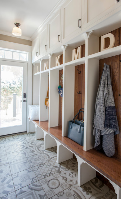 St. Paul Summit Kitchen Renovation klassisch-modern-eingang