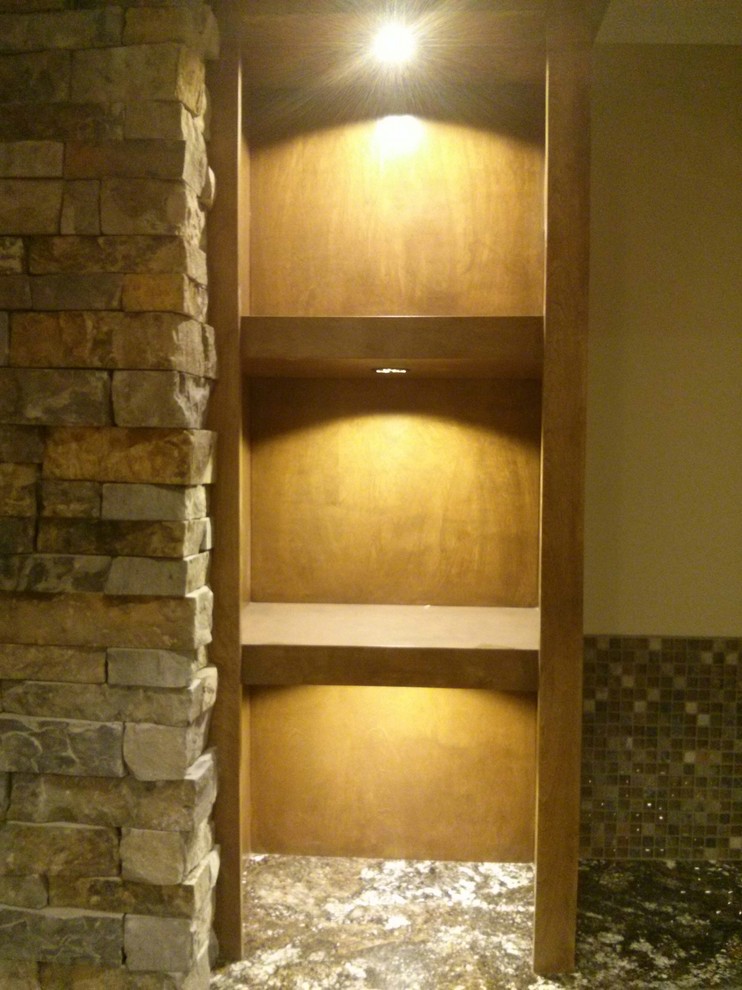 Home design - rustic home design idea in Omaha