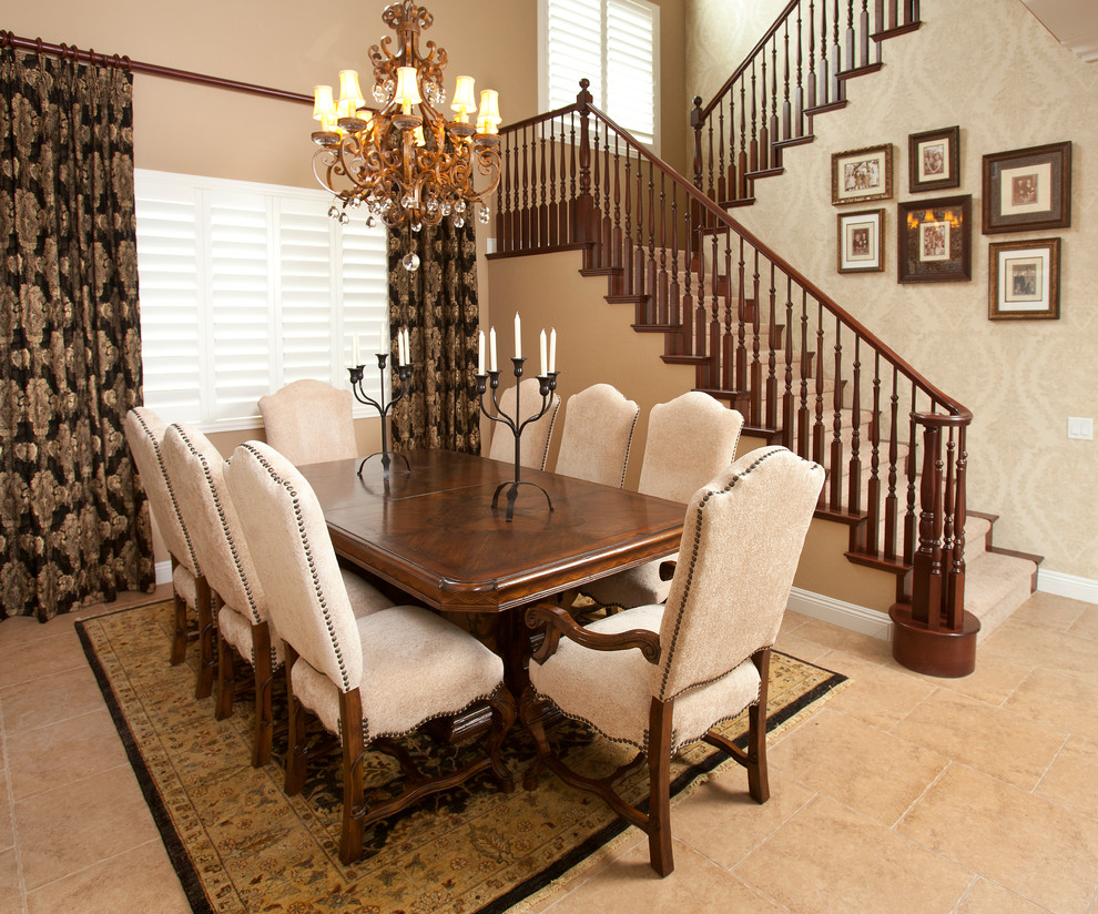 Design ideas for a traditional dining room in Las Vegas with beige walls.