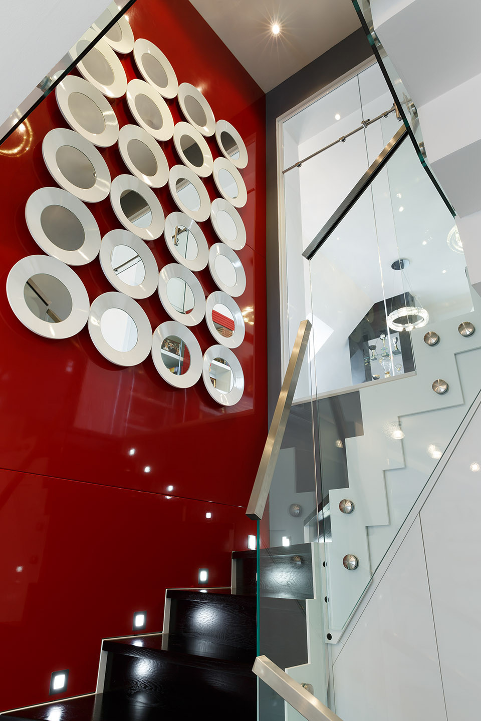 Коттедж в стиле хай тек