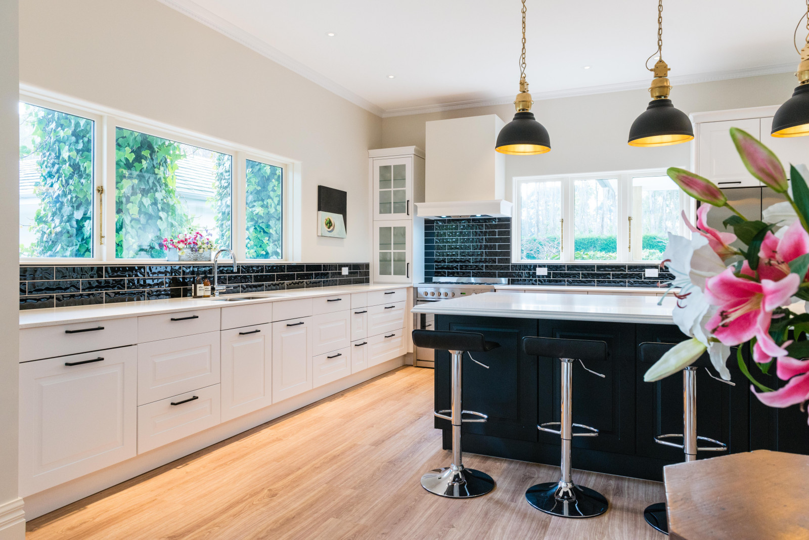 FarmhouseStyle Kitchen vs CottageStyle Kitchen Design