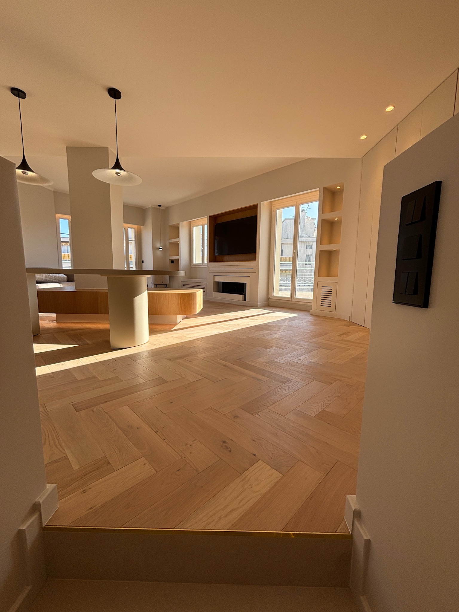 L’union parfaite : deux appartements transformés en un duplex unique