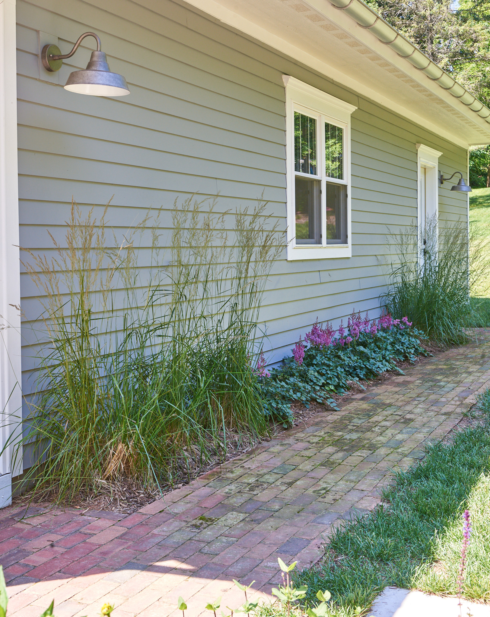 Traditional Backyard + Patio Landscape - Cedarburg, WI