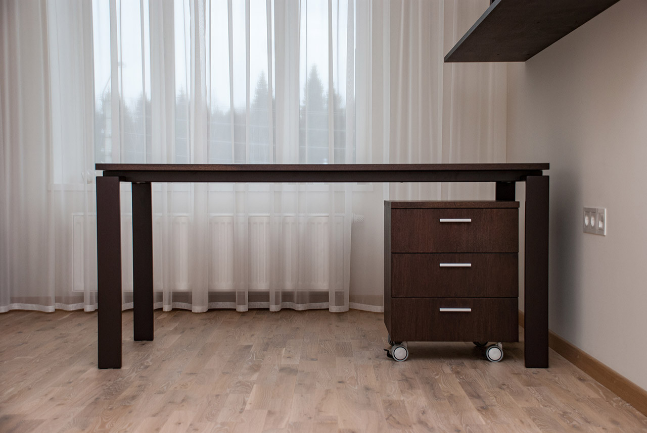 Стол тумба полка