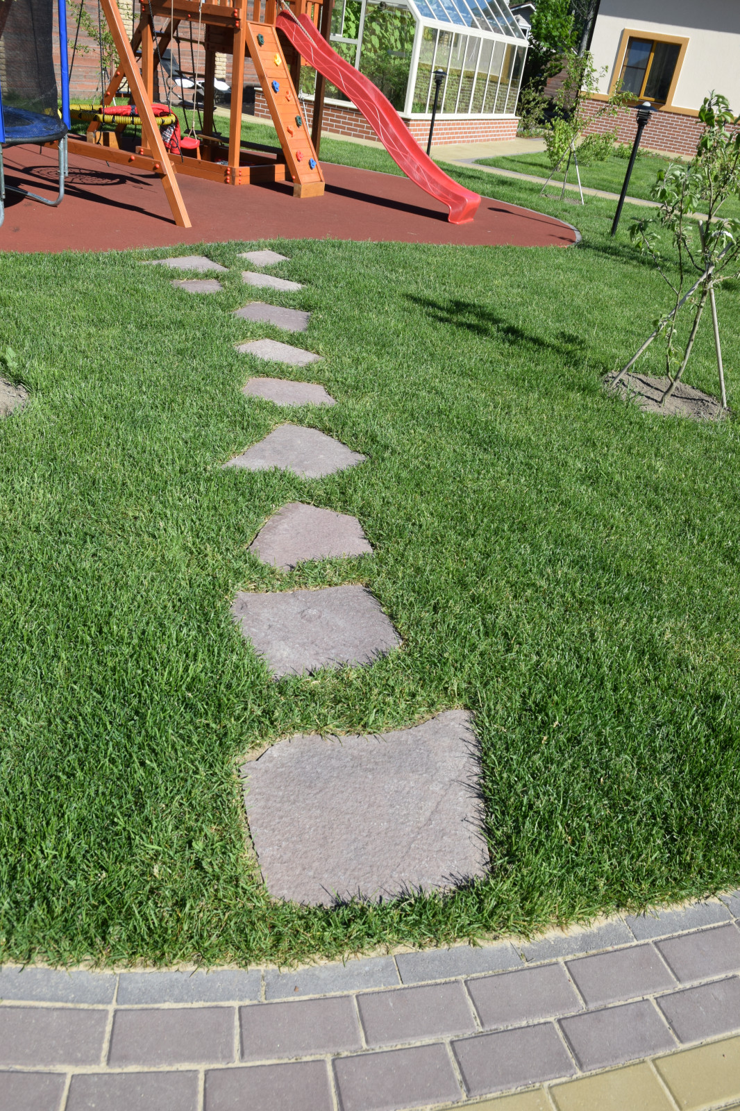 Лен. область. поселок Морозова