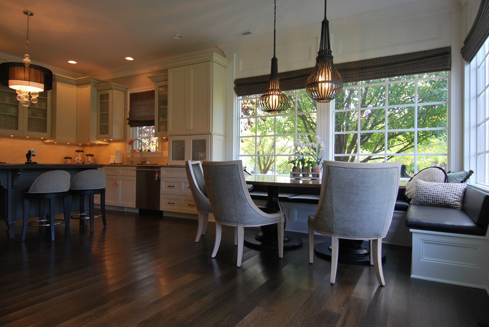 Example of a transitional kitchen design in Indianapolis