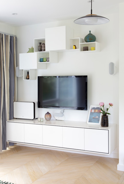 Wall Mounted Bespoke Units eklektisk-vardagsrum