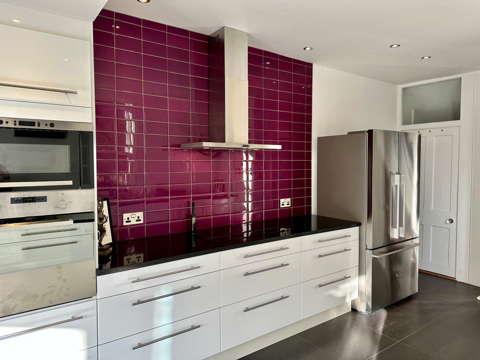 Contemporary Kitchen