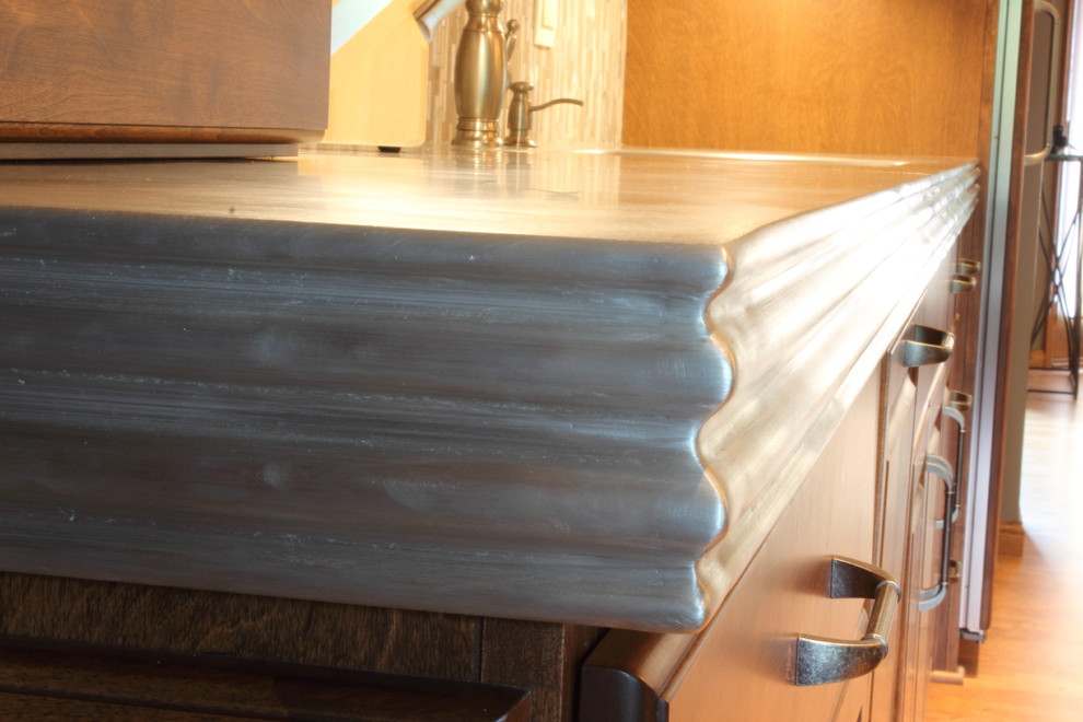 Home design - transitional home design idea