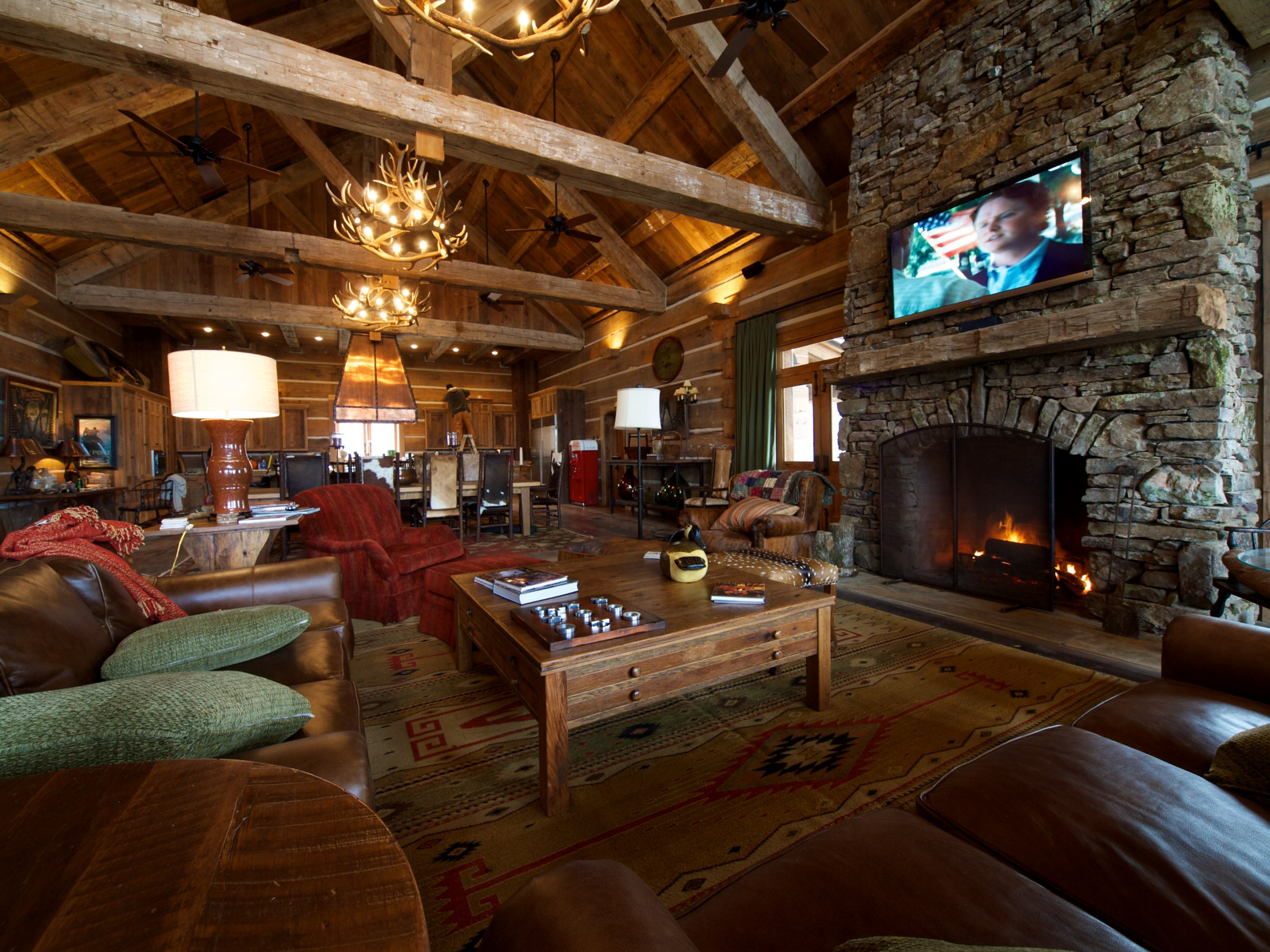English Hunting Lodge - Photos \u0026 Ideas | Houzz, image size:2560x1920