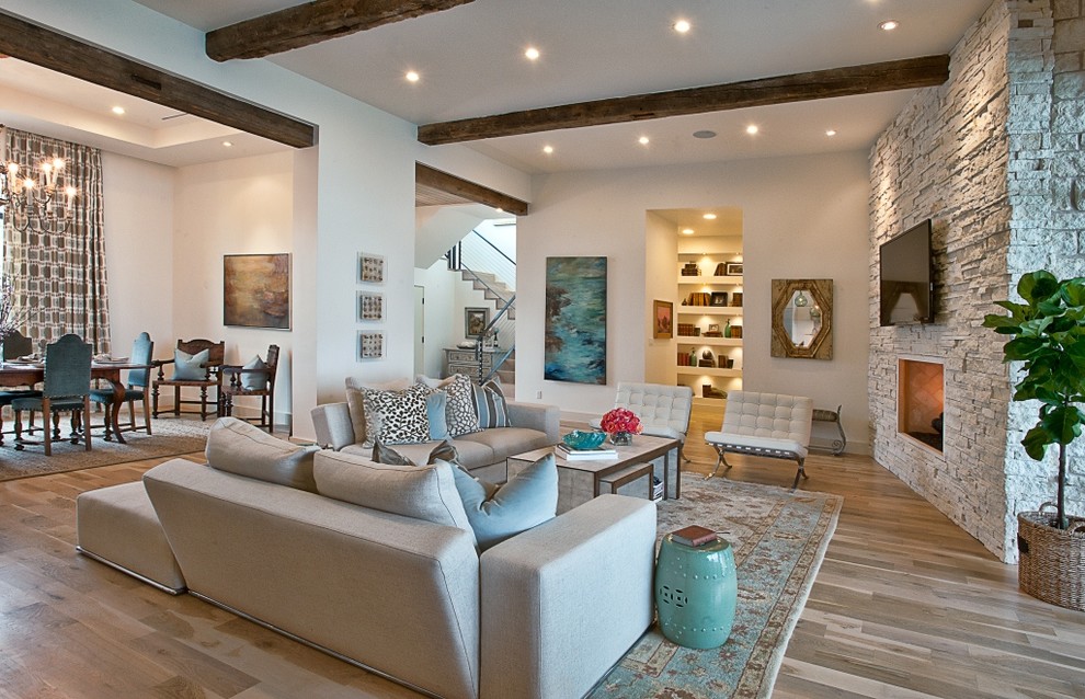 Inspiration for a transitional living room in Austin.