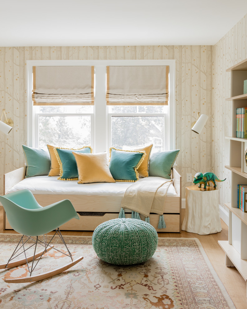 Inspiration for a mid-sized transitional kids' bedroom for kids 4-10 years old and boys in Boston with beige walls, light hardwood floors, beige floor and wallpaper.