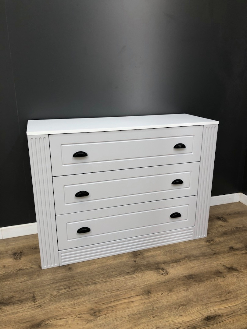 Тумбы и комоды