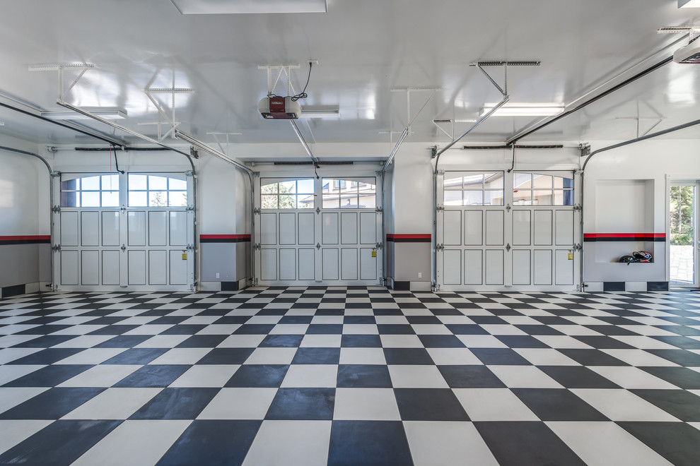 Example of a minimalist garage design in Vancouver