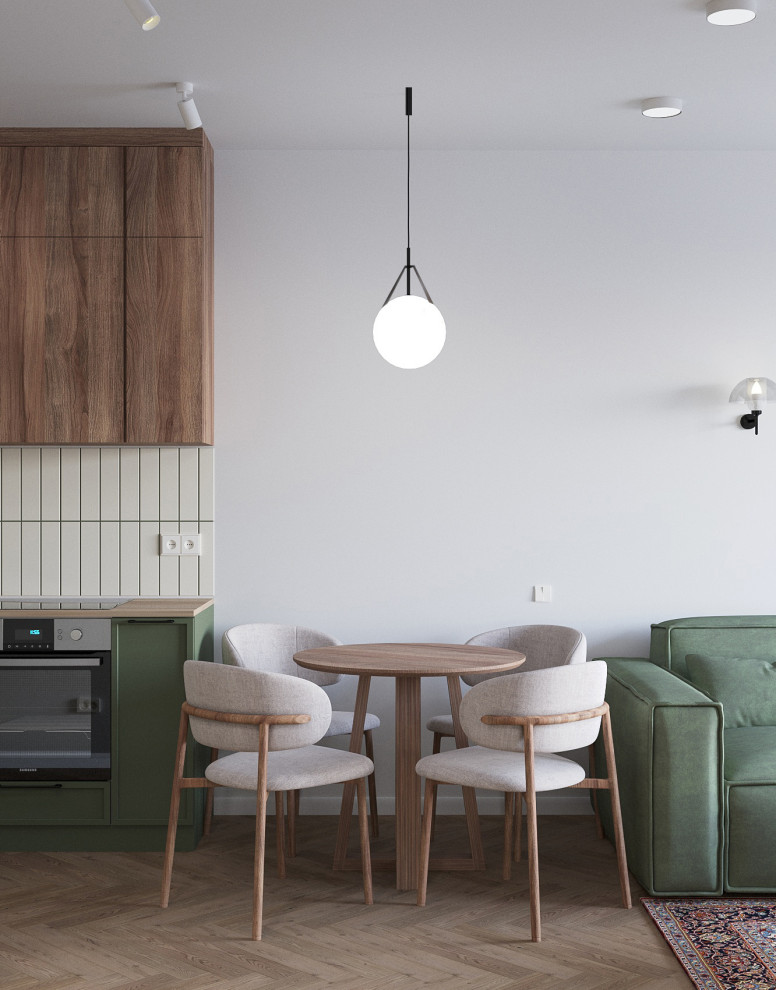 Яркие акценты и универсальная детская: интерьер для молодой семьи с дочкой