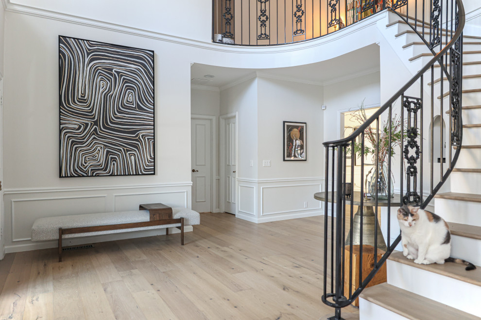 Entryway - transitional entryway idea