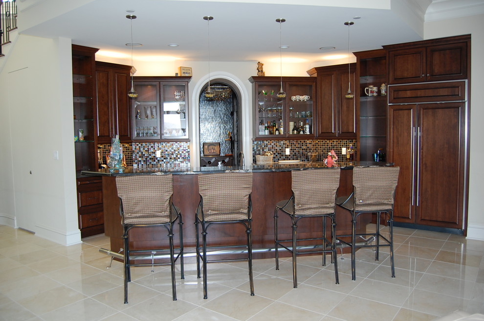 Inspiration for a modern home design remodel in St Louis