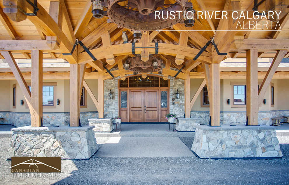Mountain style entryway photo in Vancouver