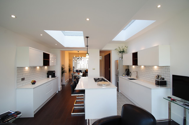 Split Level Ceiling And Rooflight Maximises Light And Space