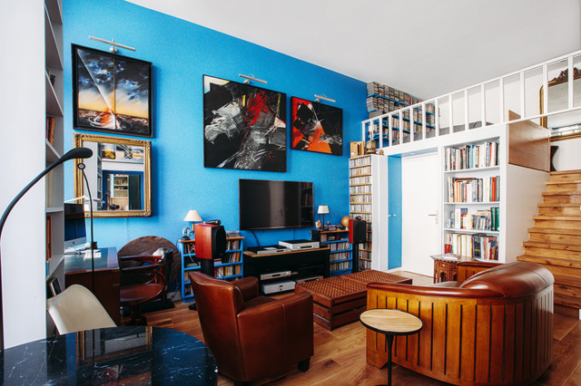 studio  centre de Paris transitional-living-room