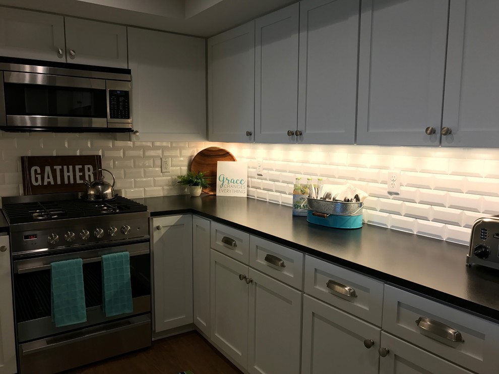 Photo of a beach style kitchen in Grand Rapids.