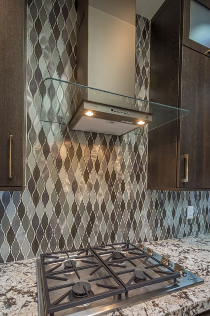 Transitional Kitchen, Bath & Laundry Room | Tucson nyklassisk-koek