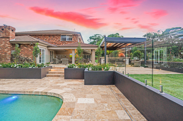 Nth Turramurra swimming-pool-and-hot-tub