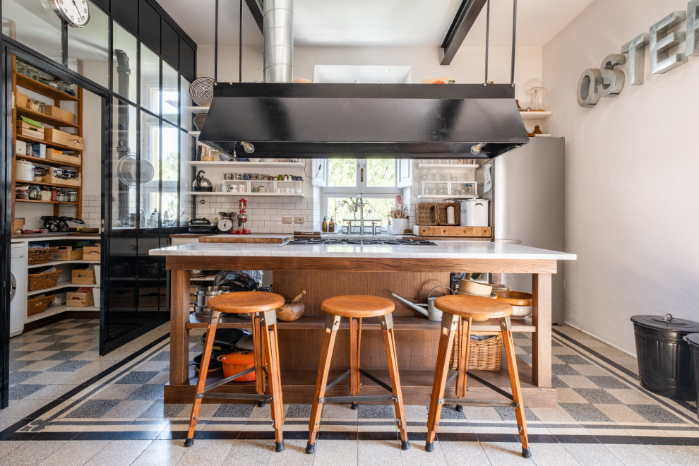 Design ideas for an industrial kitchen in Rome.
