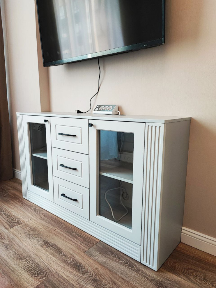 Тумбы и комоды