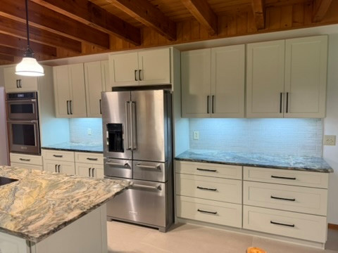 Modern Rustic Cabin Kitchen Inspiration
