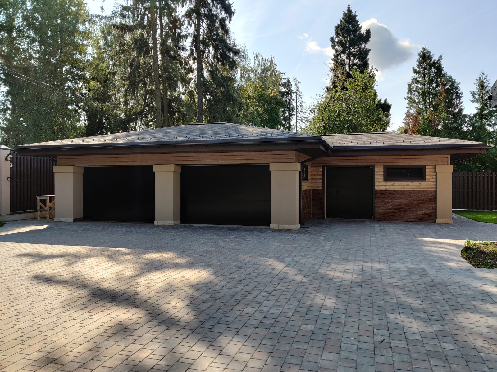 Фасады домов с материалами Docke