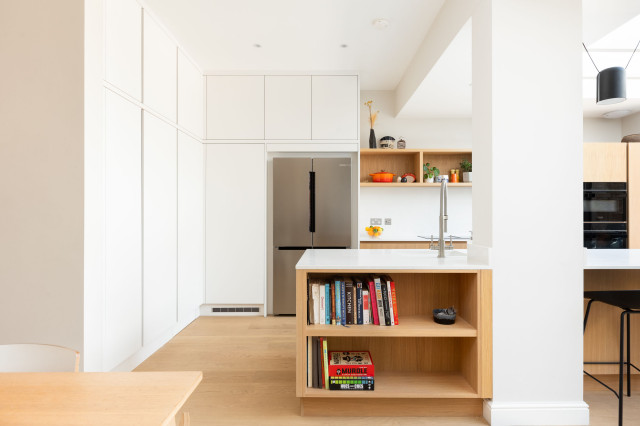 Modern Elegance Meets Oak Warmth Handleless Flat Slab Shaker Kitchen scandinavian-kitchen