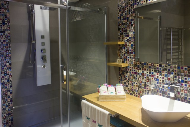 Les Belles R&eacute;sidences 7 modern-badezimmer