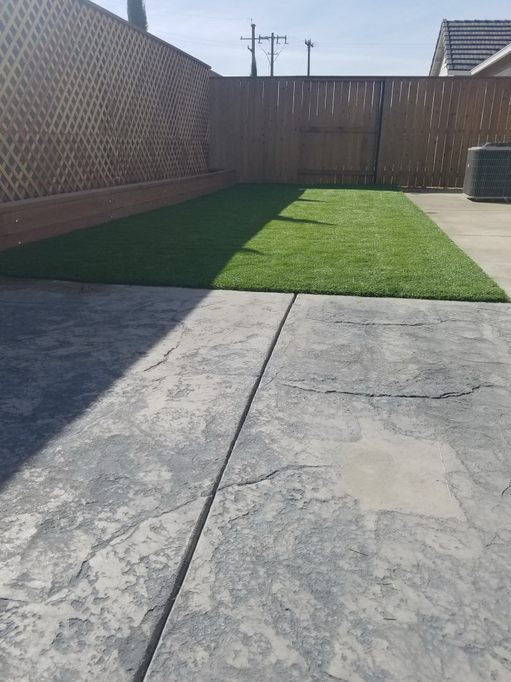 Patio with Artificial Grass