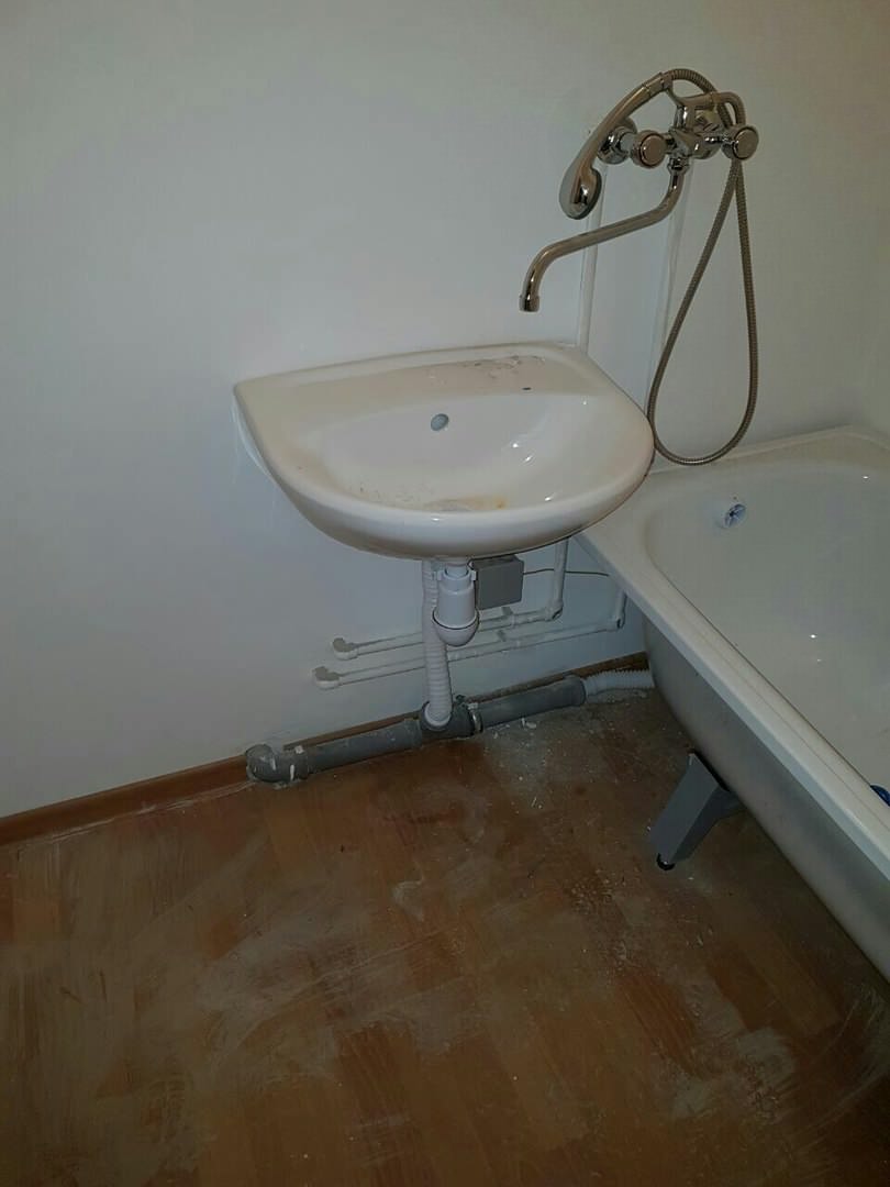 Ванная "ДО" ремонта из проекта Северная Весна