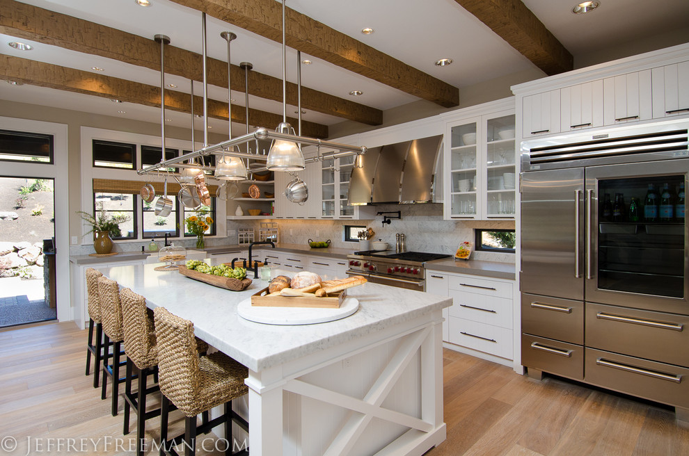 Inspiration for a timeless kitchen remodel in Portland