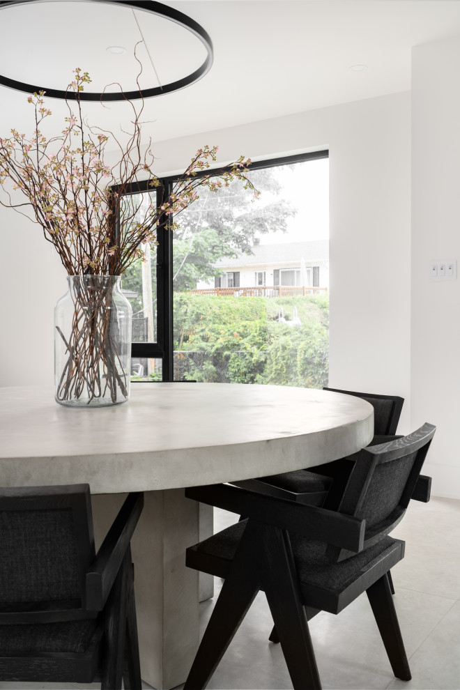 Modern Luxury Kitchen with Dramatic Marble