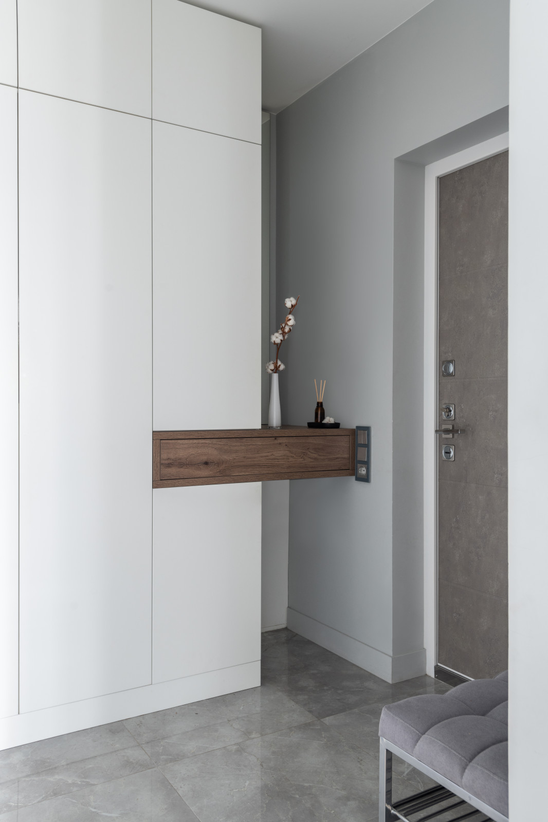 Современная квартира с элементами Эко - стиля.