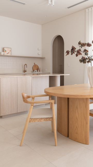 Hamilton Dining Table modern-matplats