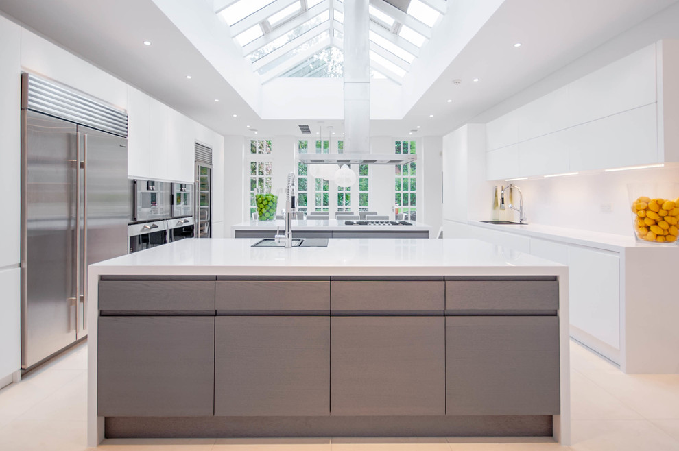 Contemporary kitchen in London.