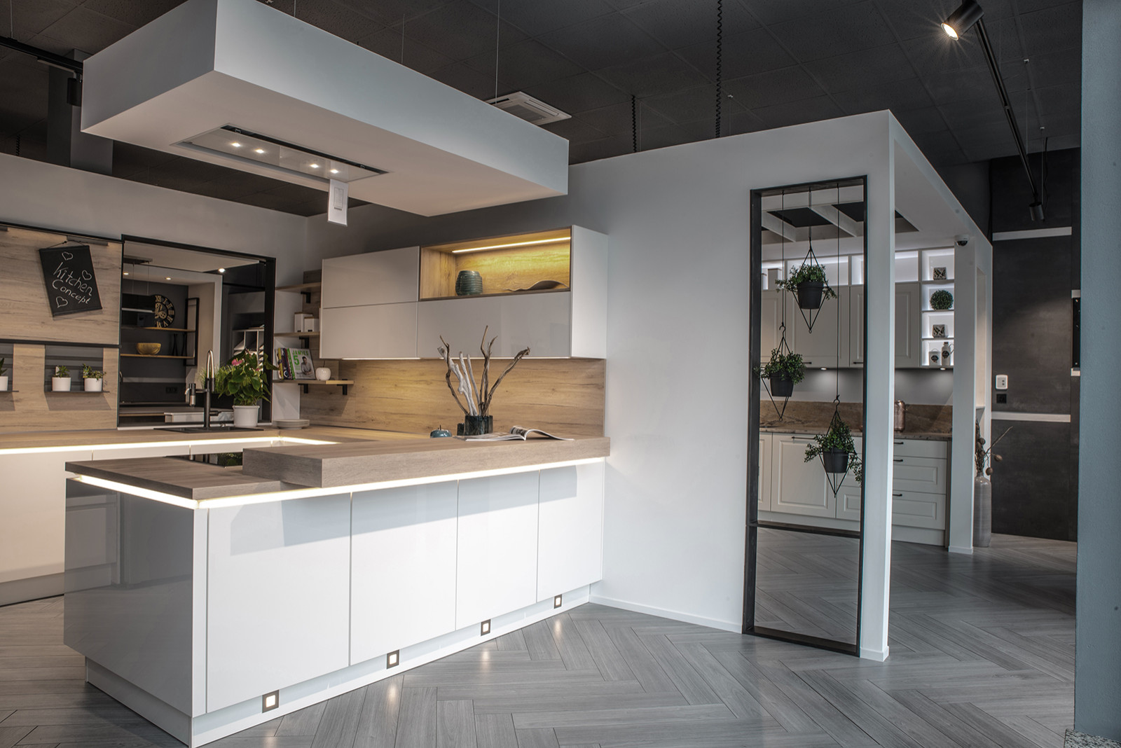 Шоурум салона кухонь в городе Бонн