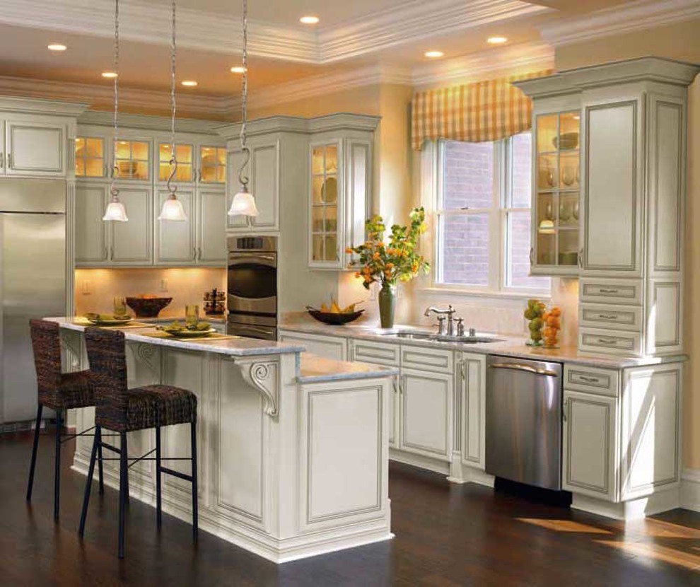 Kitchen Custom Cabinetry