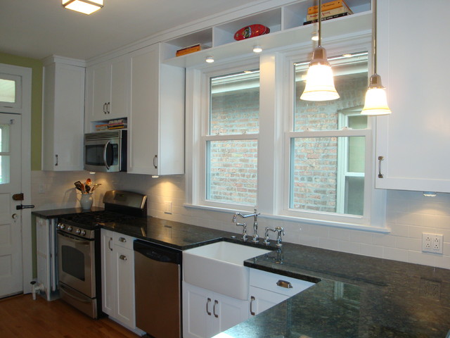 bungalow kitchen on north rockwell in chicago - traditional