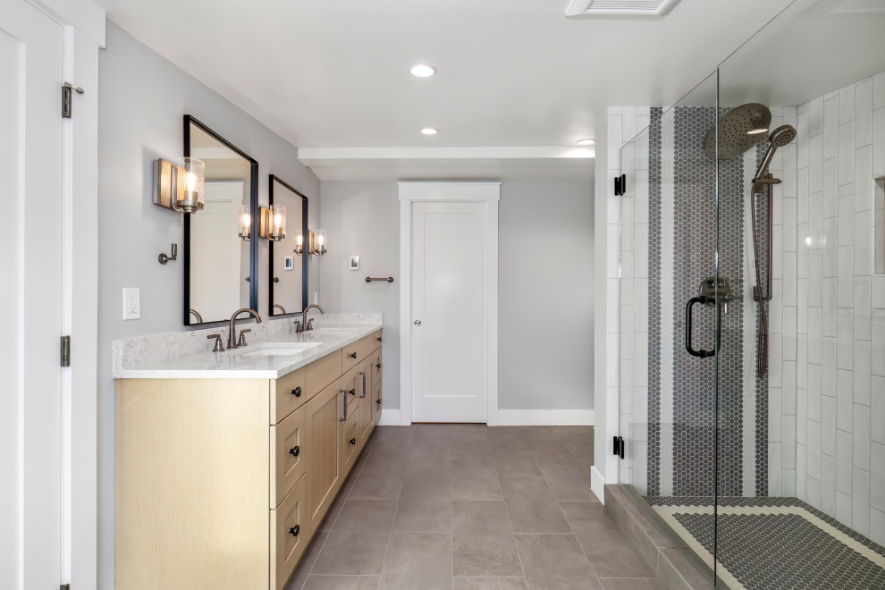 Example of a mountain style bathroom design in Seattle